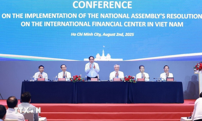En la conferencia (Fuente: VNA) 0208-thu-tuong-trung-tam-tai-chinh-quoc-te-1.jpg
