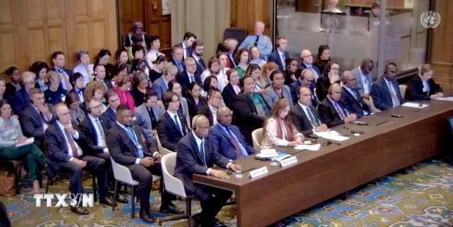 En la sesión de anuncio de la opinión consultiva de la CIJ. (Foto: VNA) icj-ve-khi-hau-8177314.jpg