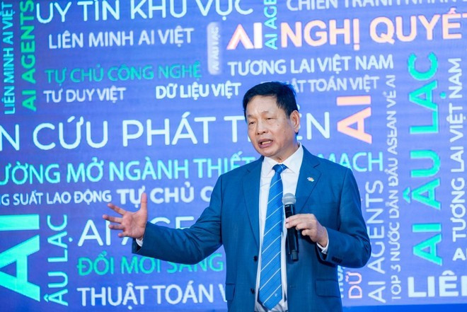 Truong Gia Binh, presidente de la Junta directiva del grupo FPT e impulsor de la Alianza de IA Au Lac (Foto: VietnamPlus) ai-alliance-2.jpg