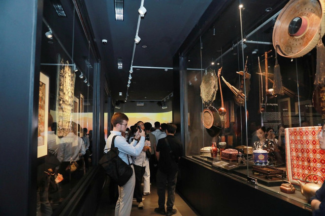Una parte del nuevo espacio dedicado a las artes aplicadas y populares (Fuente: VNA) c7ce0e4ab18e64240f009e32c8e2964c486c94b0e8e0faa8a44d557289123a49.jpg