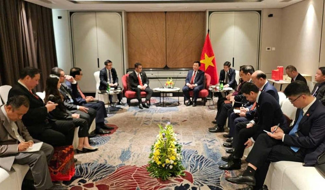 En la reunión con representantes del Partido Democrático de Lucha de Indonesia (PDI-P) (Fuente: hcm.vn) image-1.png