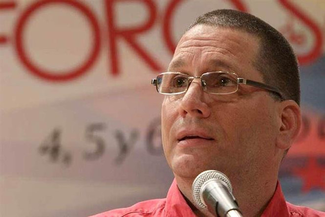 El vicepresidente del gobernante Partido Socialista Unido de Venezuela (PSUV), Jesús Germán Faría Tortosa. thumbstand-2.jpg