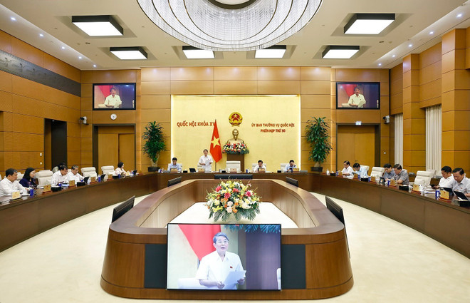 El vicepresidente de la Asamblea Nacional, Nguyen Duc Hai, habla en el evento (Fuente: VNA) vna-potal-ubtv-quoc-hoi-cho-y-kien-ve-luat-quan-ly-thue-sua-doi-8336084.jpg