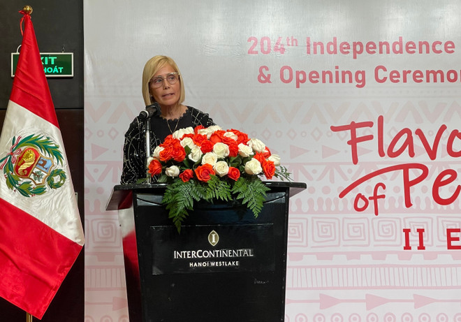 La embajadora de Perú en Vietnam, Patricia Ráez Portocarrero, habla en la ceremonia de inauguración del Festival “Sabores del Perú” en Hanoi (Fuente: VNA) img-7808.jpg
