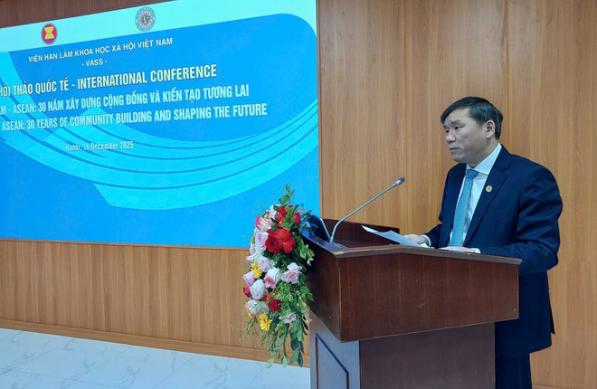 vna-potal-hoi-thao-viet-nam-e28093-asean-30-nam-xay-dung-cong-dong-va-kien-tao-tuong-lai-8474175.jpg
