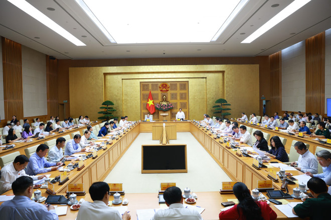En la cita (Fuente: VNA) vna-potal-hoi-nghi-ban-thuong-vu-dang-uy-chinh-phu-va-ban-thuong-vu-dang-uy-quoc-hoi-8341142.jpg
