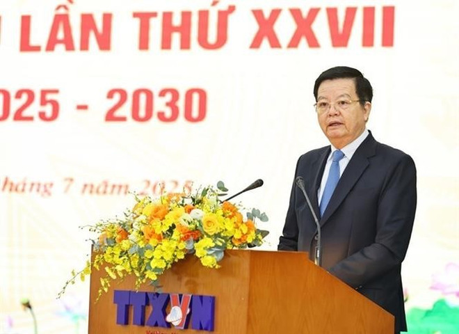 El vicepremier Mai Van Chinh habla en el evento (Fuente: VNA) vna-potal-dai-hoi-dai-bieu-dang-bo-thong-tan-xa-viet-nam-lan-thu-27-nhiem-ky-2025-2030-8153674.jpg