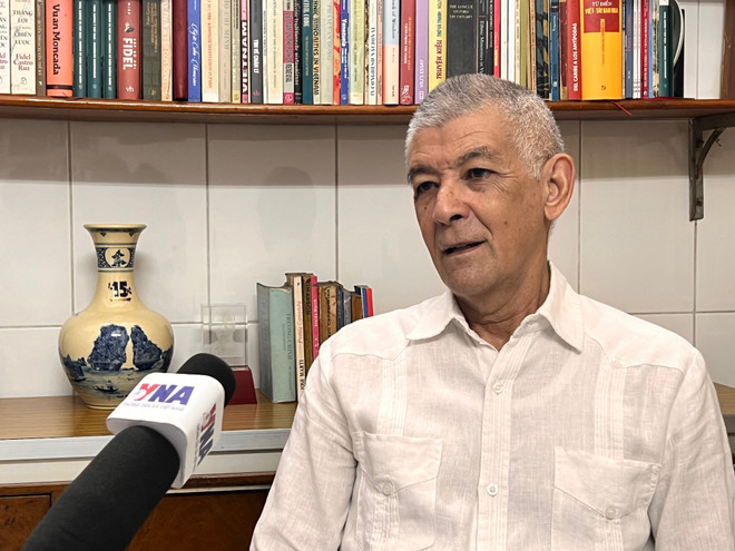 Moisés Pérez Mok, jefe de la corresponsalía de la Agencia Informativa Latinoamericana Prensa Latina en Hanoi (Fuente: VNA) img-8266.jpg