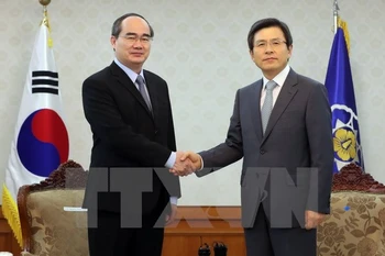 Vietnam propone ayuda de Sudcorea en formación de personal en tecnología informática