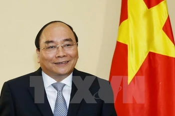 Premier vietnamita promete entorno de negocios transparente para inversores
