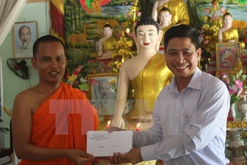 Comunidad de khmer en Vietnam promueve construcción nacional