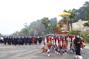 Honran en Vietnam a reyes fundadores de la nación