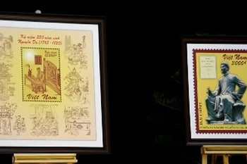 Publican especiales estampas en aniversario de natalicio de Nguyen Du