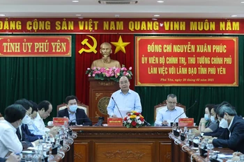 Premier de Vietnam propone agilizar progreso de turismo de Phu Yen