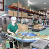 Una línea de fabricación de productos de nidos de salangana en la provincia de Khanh Hoa. (Foto: VNA)