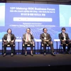 Expertos debaten el potencial para la cooperación comercial y la transformación digital en el foro (Foto: VNA)