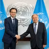El embajador Do Hung Viet, jefe de la misión de Vietnam ante la ONU, se reúne con el secretario general António Guterres (Foto cortesía de la representación)