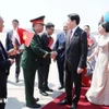 El presidente de Vietnam, Luong Cuong, y su esposa llegan al Aeropuerto Internacional de El Cairo (Foto: VNA)