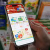 Las compras en línea se han convertido en un hábito entre los consumidores. (Foto: VNA)
