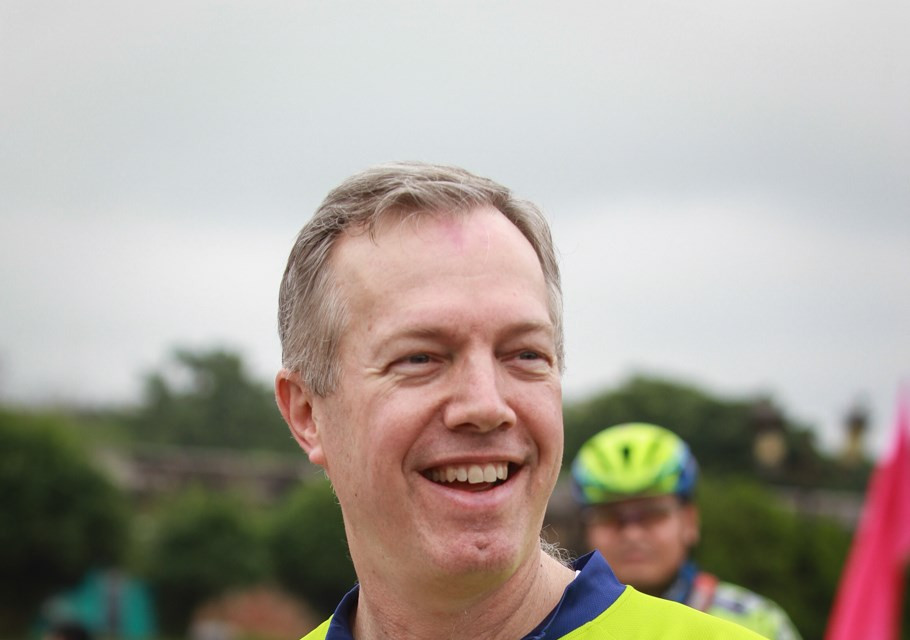 Llega a Hue. Aseguró que al terminar un viaje, comenzará otro, y este lema es también el futuro de las relaciones Vietnam - EE.UU. 