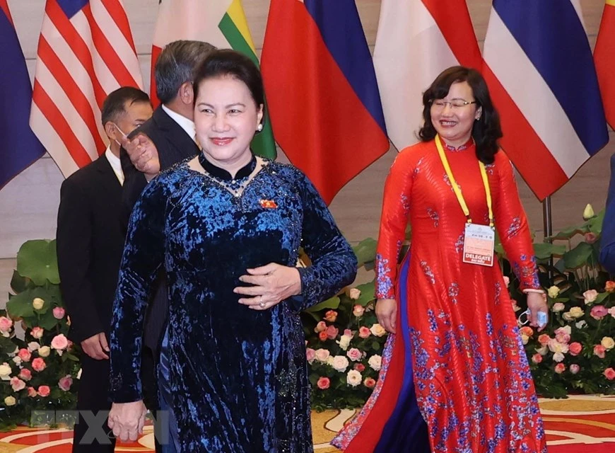 La presidenta de la Asamblea Nacional de Vietnam y de AIPA-41, Nguyen Thi Kim Ngan, participa en el acto inaugural, Fuente: VNA