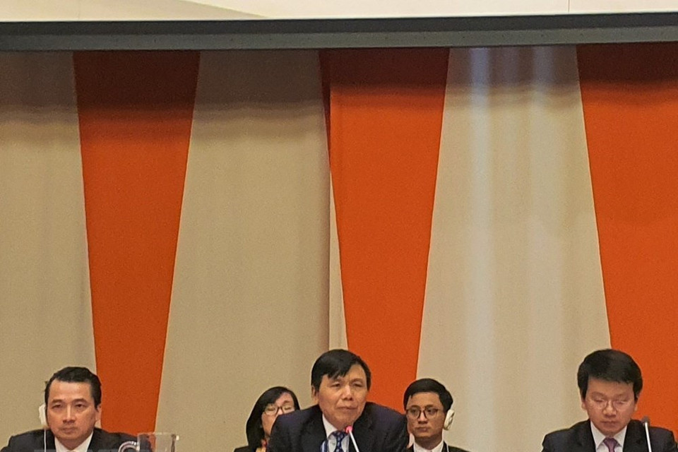 El embajador Dang Dinh Quy, jefe de la delegación vietnamita ante la ONU, intervino en la ceremonia de juramento en Nueva York (Foto: VNA)