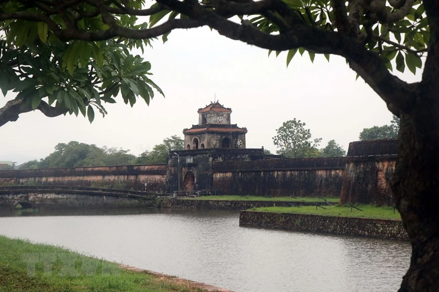 La Puerta Quang Duc constituye una de las cuatro puertas frontales de la Ciudadela de Hue (Foto: VNA)