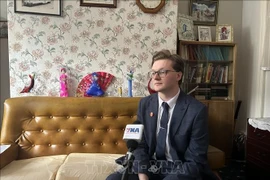 Kyril Whittaker, investigador británico de política e historia vietnamitas y miembro del Partido Comunista Británico (Foto: VNA)