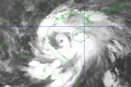 Vietnam alerta ante la intensidad del tifón Kajiki
