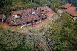 La pagoda Hoa Yen, parte del complejo de monumentos y paisajes Yen Tu en Quang Ninh, fue construida originalmente durante la dinastía Ly (1009-1225) y ha sido restaurada en numerosas ocasiones a lo largo de la historia. (Foto: VNA)