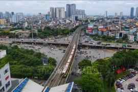 El ferrocarril urbano Nhon-Estación Hanoi (Foto: VNA)