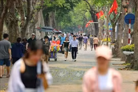 Hanoi ofreció vibrantes actividades turísticas durante las vacaciones del 30 de abril al 1 de mayo (Foto: VNA)