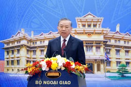 El secretario general del Partido Comunista de Vietnam y presidente de la República, To Lam, pronuncia su discurso en la cita. (Foto: VNA)
