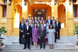 Delegados participantes en la cita (Foto: baoquocte.vn)