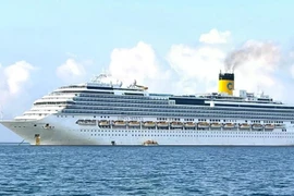 El crucero Costa Serena, con bandera italiana (Foto: VNA)