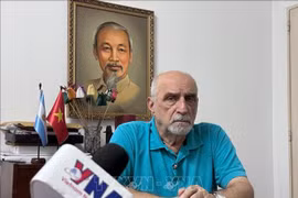 El secretario general del Partido Comunista de Argentina, Jorge Kneneyss (Foto: VNA)