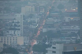 La contaminación cubre Bangkok, Tailandia. (Foto: Xinhua/VNA)