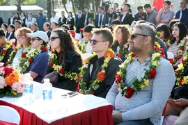 Visitantes internacionales en Phong Nha-Ke Bang, un patrimonio natural mundial (Foto: VNA)