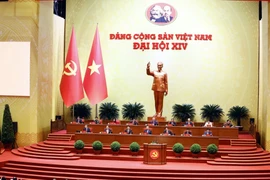 El Presídium dirige el XIV Congreso Nacional del PCV (Foto: VNA)