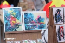 Feria de Arte de Hanoi 2025 trasforma el Templo de la Literatura en escenario de arte contemporáneo