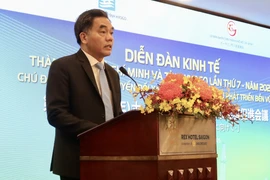 Nguyen Loc Ha, vicepresidente del Comité Popular de Ciudad Ho Chi Minh, interviene en la cita (Foto: VNA)