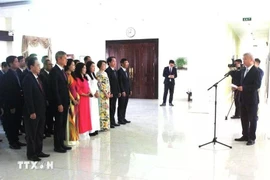 Ceremonia celebrada por la Embajada de Vietnam en Camboya el 19 de mayo. (Foto: VNA)