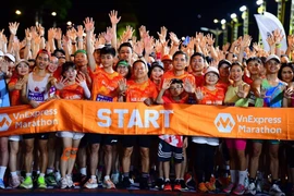 Los atletas se preparan para la carrera de 10km (Foto: VNA)