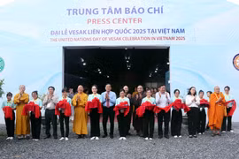 Inauguración del centro de prensa para servir la celebración del Día de Vesak de las Naciones Unidas en Vietnam (Foto: VNA)