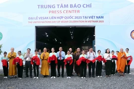 Inauguración del centro de prensa para servir la celebración del Día de Vesak de las Naciones Unidas en Vietnam (Foto: VNA)
