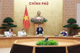 El primer ministro de Vietnam, Pham Minh Chinh, preside la reunión (Foto: VNA)
