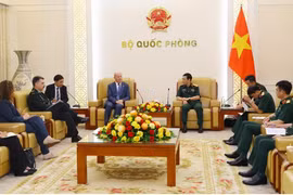 Panorama de la reunión. (Fuente: nhandan.vn)