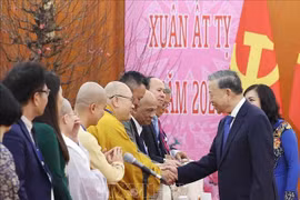 El secretario general del Partido Comunista de Vietnam, To Lam, y los delegados en el evento (Fuente: VNA)