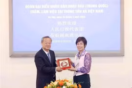 Promueven cooperación periodística entre Vietnam y China en la era digital