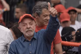 El presidente brasileño, Luiz Inácio Lula da Silva, durante un acto de campaña electoral en São Paulo el 24 de octubre de 2026. (Foto: Xinhua/VNA)